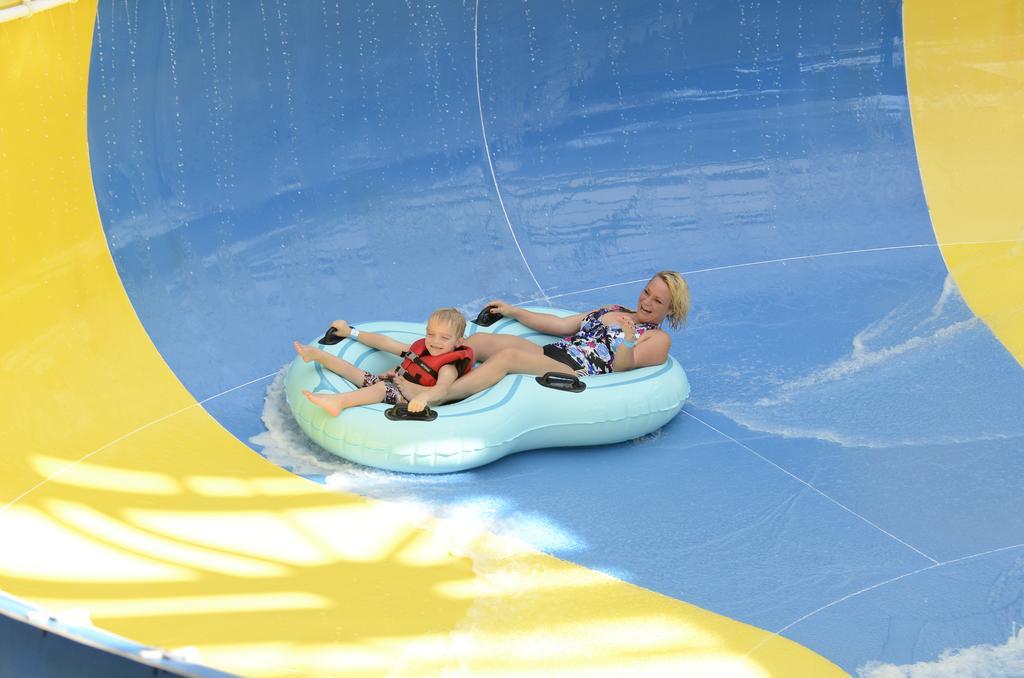 Big Splash Adventure Hotel And Indoor Water Park 弗伦奇利克 外观 照片